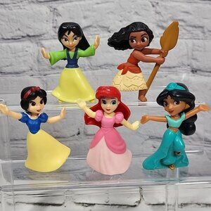Disney Princesses Lot Of 5 Figures Mulan Moana Snow White 2020 McDonald's Toys